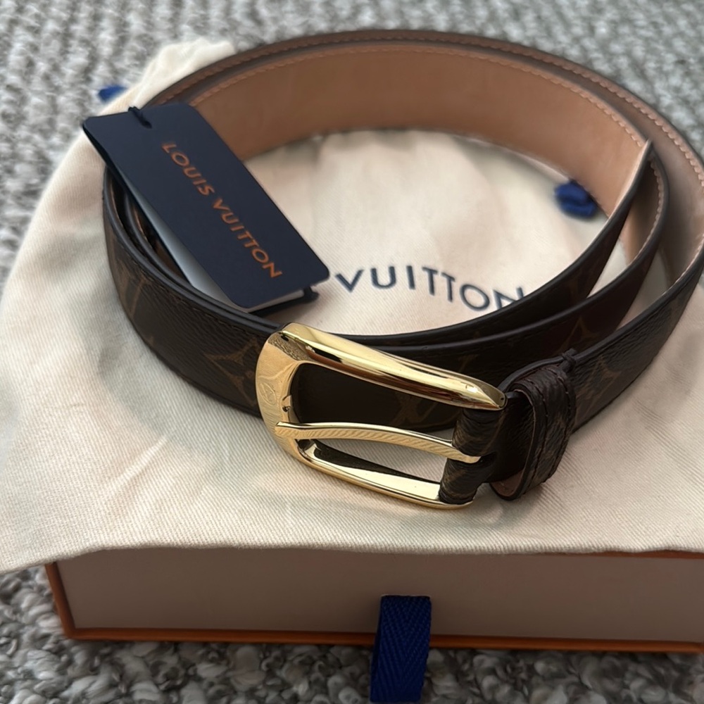 Louis Vuitton Women’s Brown Belt